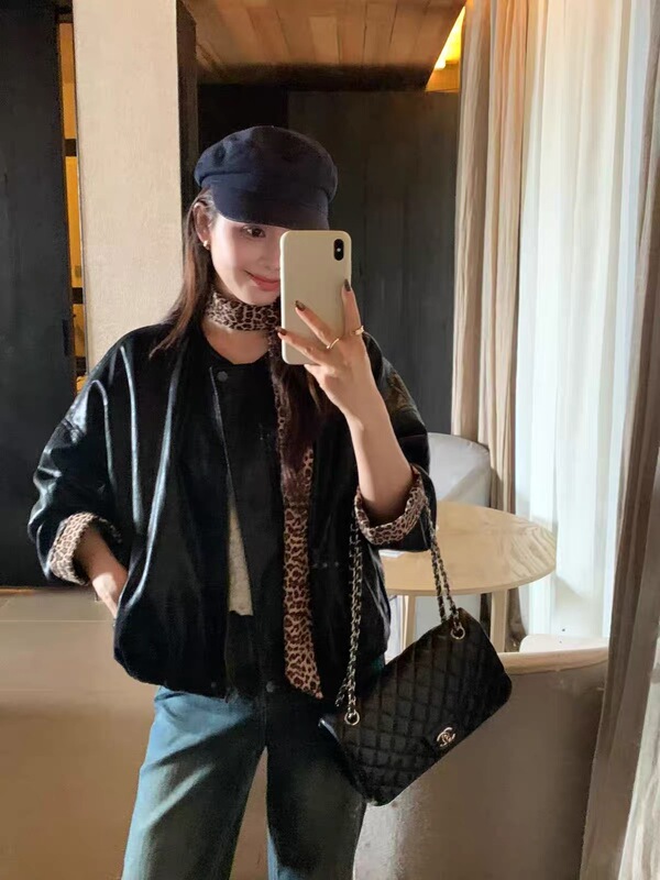 8.21 Selected 819Yy Korean-Style Round-Neck Short Leather Jacket with Leopard Print Scarf, Chest 120, Length 55