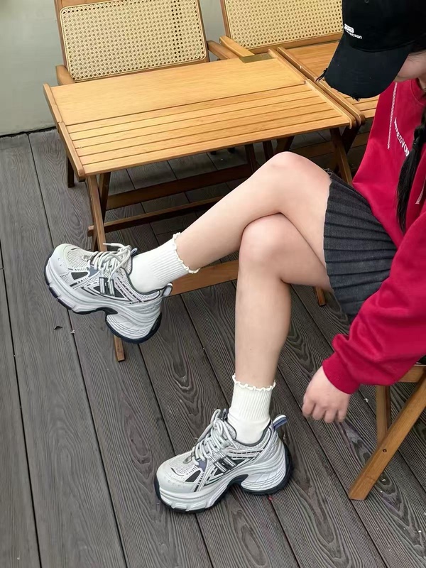 【Leather Patchwork + Ultra-Light Sole】【Blue Whale】Fashionable Versatile Height-Increasing Casual Trendy Dad Shoes - Fish 【Leather Patchwork + Ultra-Light Sole】【Blue Whale】Fashionable Versatile Height-Increasing Casual Trendy Dad Shoes - Fish