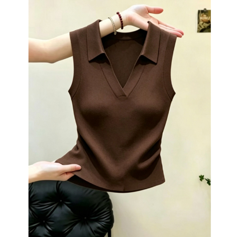 High-End, Elegant Dark Brown Polo Collar Sleeveless Knit Vest for Women, Summer Style, Niche, Stylish, Slimming Top High-End, Elegant Dark Brown Polo Collar Sleeveless Knit Vest for Women, Summer Style, Niche, Stylish, Slimming Top