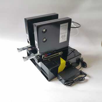 Double-head pneumatic chuck hanging tag bubble shell automatic stapler