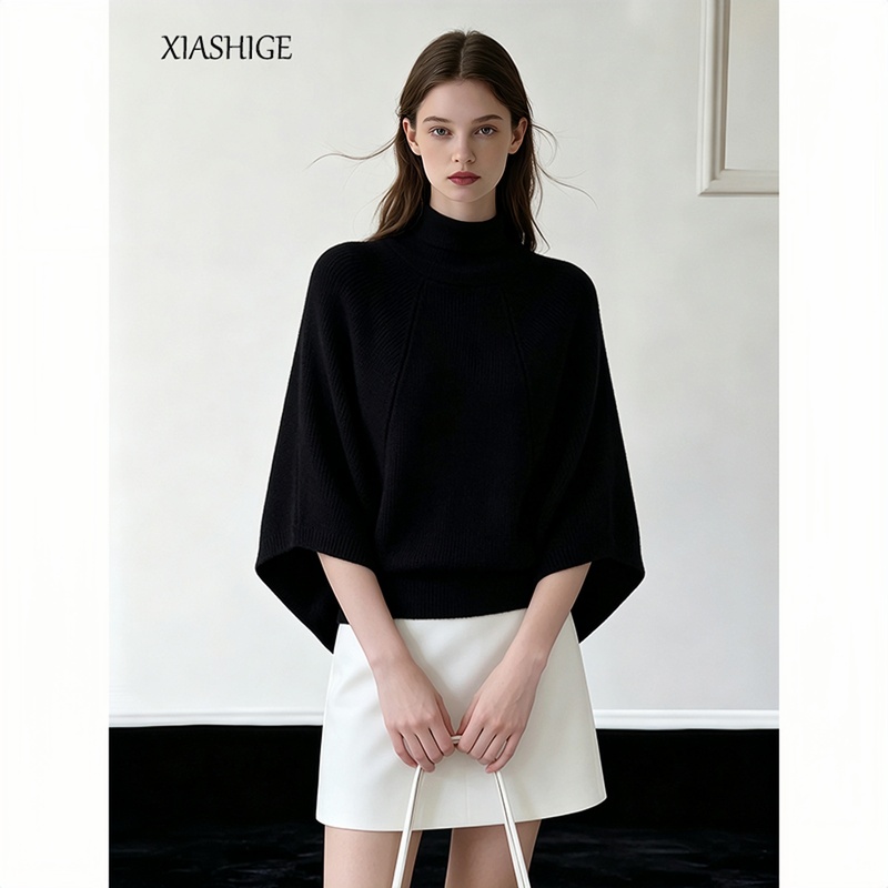French-Style Lazy Black Turtleneck Batwing Eight-Quarter Sleeve Knit Sweater, Unique and Beautiful Early Autumn Women's Clothing