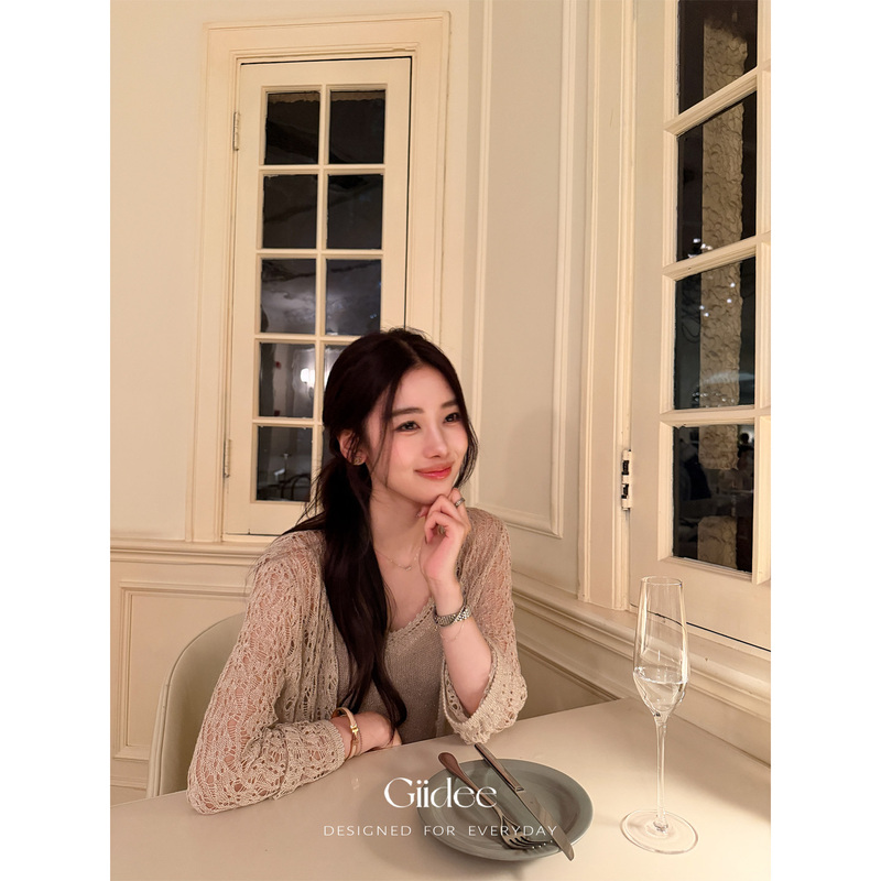 Giidee Deng Xiaohang【Golden Years】Lyocell Linen Knit Set V-Neck Camisole Hollow Cardigan for Women Giidee Deng Xiaohang【Golden Years】Lyocell Linen Knit Set V-Neck Camisole Hollow Cardigan for Women
