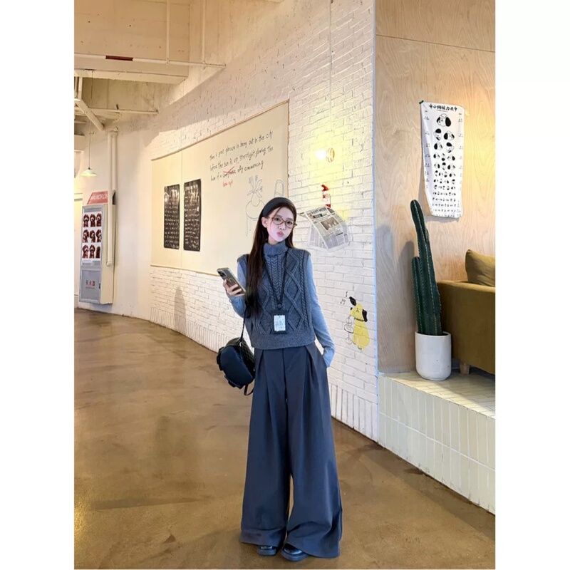 Korean Uamtor Sweater Knit Vest Long-Sleeve T-Shirt Base Shirt Women's Autumn Casual Pants Three-Piece Set Korean Uamtor Sweater Knit Vest Long-Sleeve T-Shirt Base Shirt Women's Autumn Casual Pants Three-Piece Set