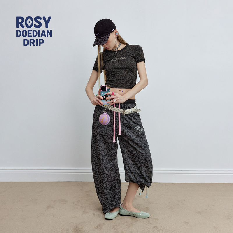Rosydoedian【Money Paw】Zhao Lusi's Same Style Casual Pants, Scimitar Pants, Leopard Print Knitted Long Pants for Women Rosydoedian【Money Paw】Zhao Lusi's Same Style Casual Pants, Scimitar Pants, Leopard Print Knitted Long Pants for Women