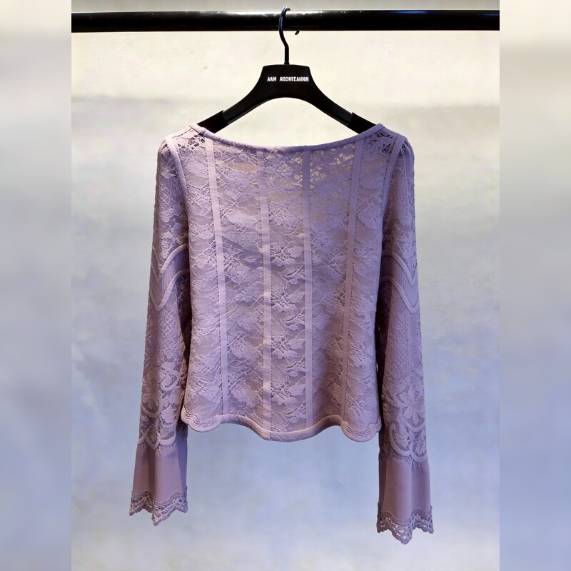 French-Style Gentle Purple Lace Patchwork Long-Sleeve Top for Women, 2026 Autumn New Slim-Fit Versatile Blouse French-Style Gentle Purple Lace Patchwork Long-Sleeve Top for Women, 2026 Autumn New Slim-Fit Versatile Blouse