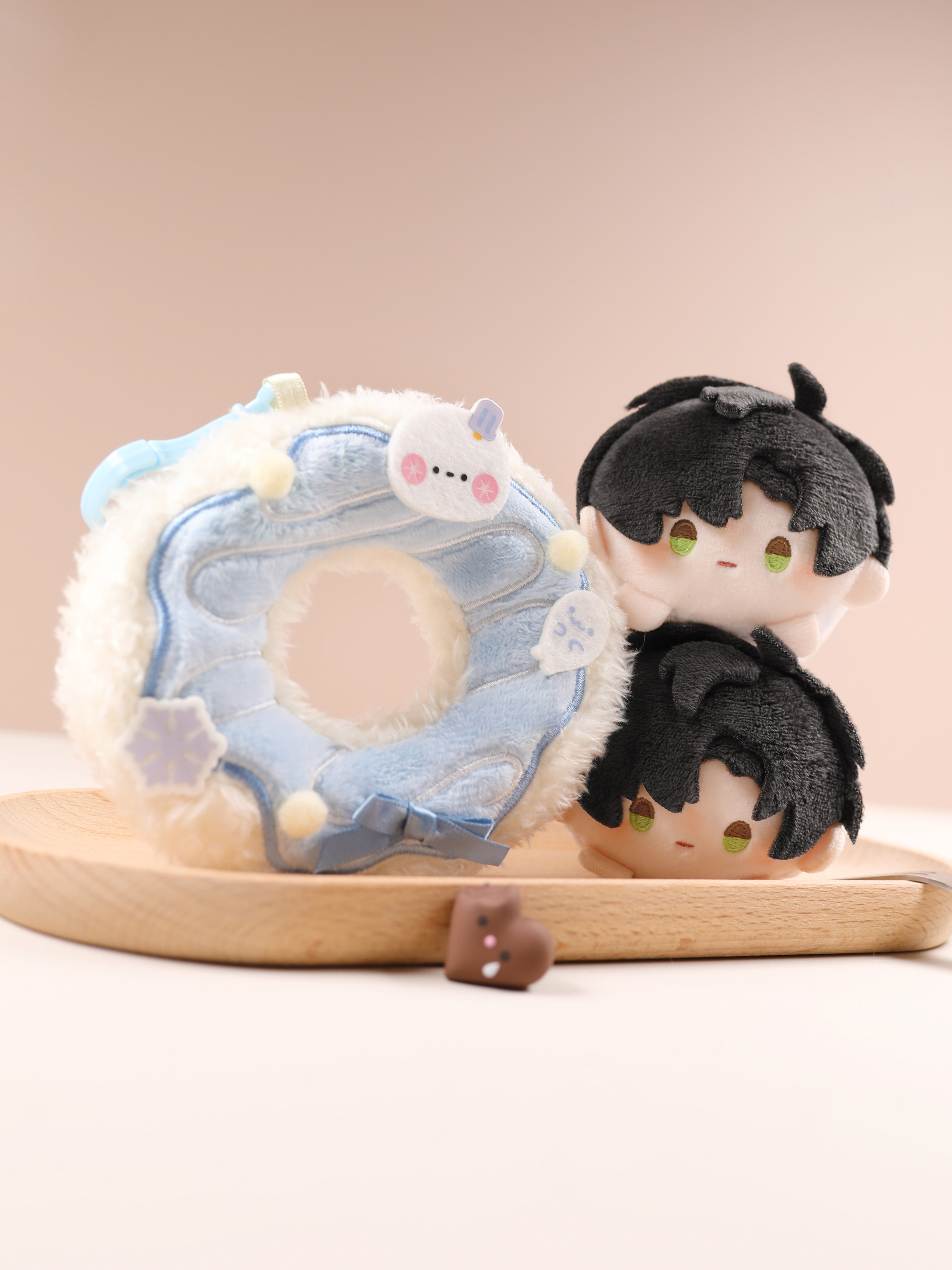 Love and Deepspace Fan-Made Donut Crawl Plush Doll Charms