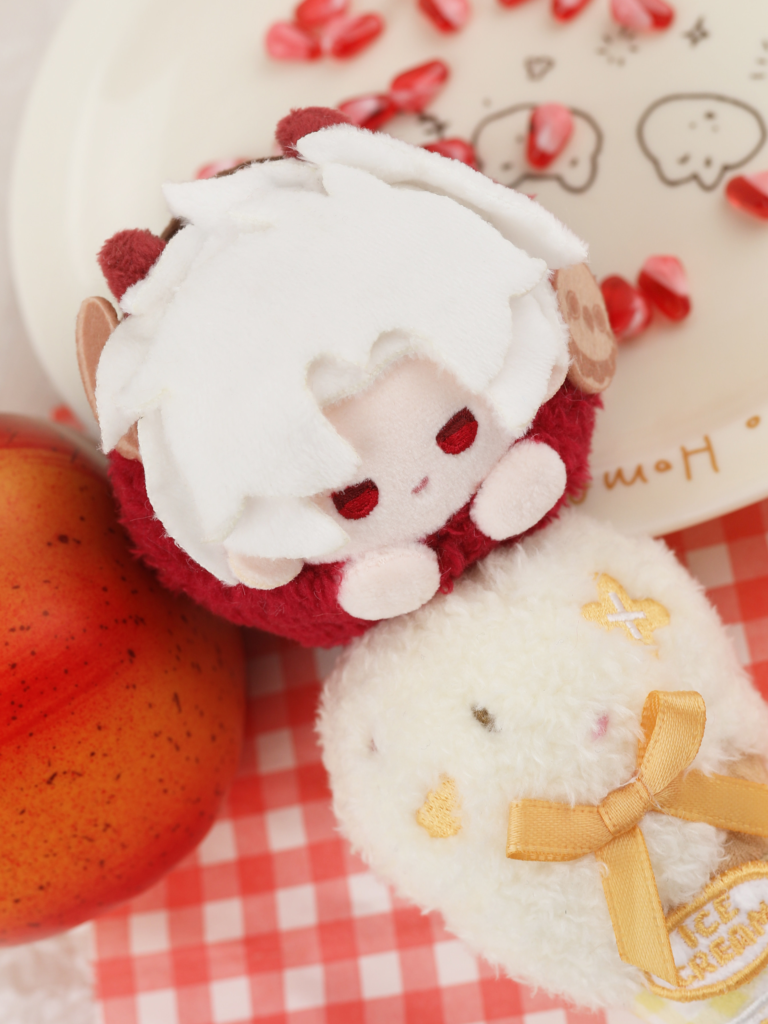 Love and Deepspace Fan-Made Magnetic Ice Cream Plush Charms