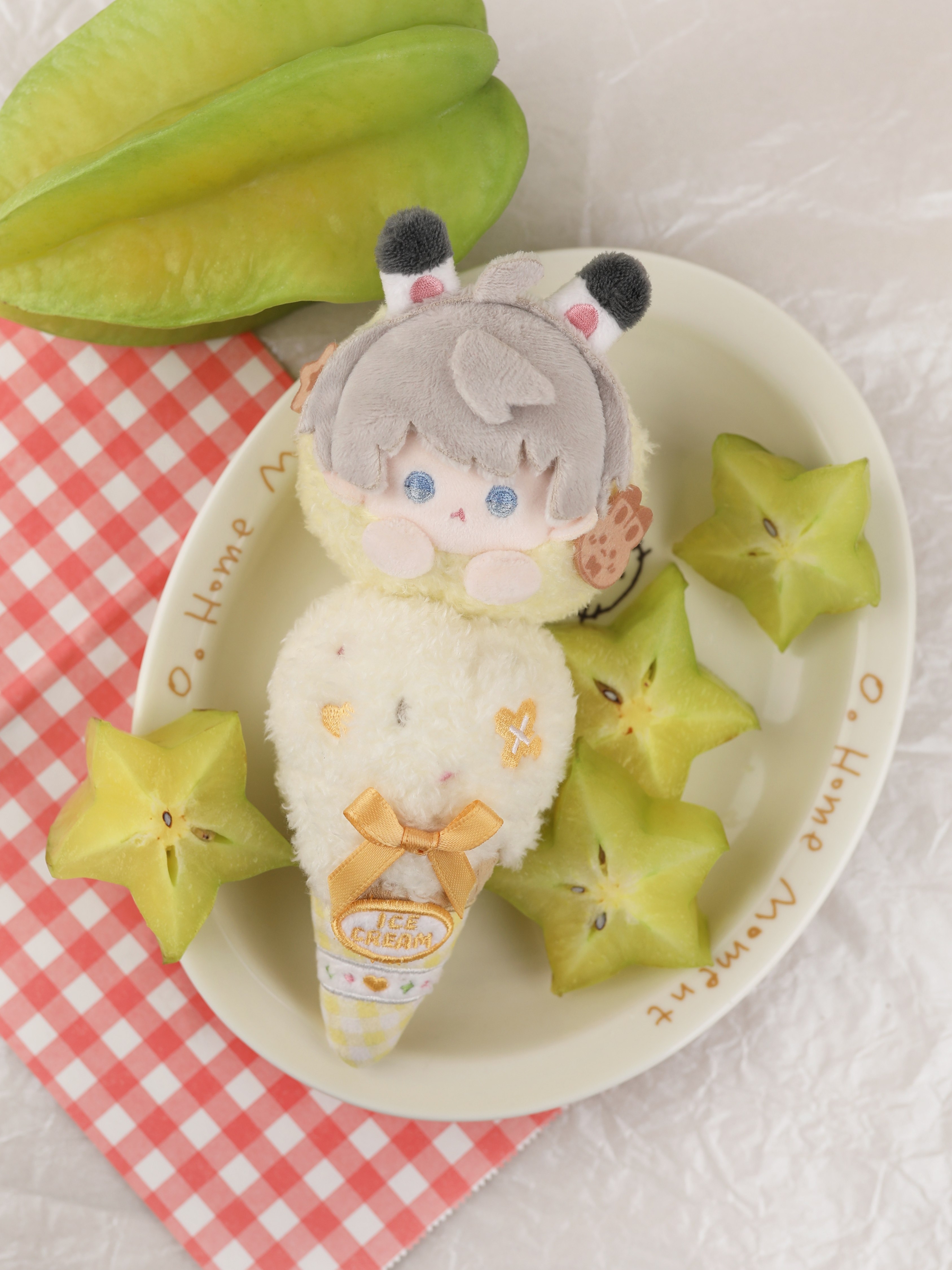 Love and Deepspace Fan-Made Magnetic Ice Cream Plush Charms