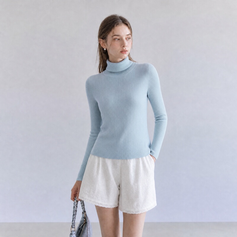 Light Blue Long-Sleeve Slim-Fit Turtleneck Knit Sweater for Women, 2026 New Autumn Style, Airy Layering, Regular Shoulder, Simple Style Light Blue Long-Sleeve Slim-Fit Turtleneck Knit Sweater for Women, 2026 New Autumn Style, Airy Layering, Regular Shoulder, Simple Style