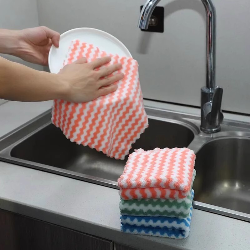 Coral Velvet Cleaning Cloth, Double-Sided Striped Cleaning Cloth, New Product, Easy to Clean, Household Absorbent Towel, Cleaning and Hand Wiping Coral Velvet Cleaning Cloth, Double-Sided Striped Cleaning Cloth, New Product, Easy to Clean, Household Absorbent Towel, Cleaning and Hand Wiping