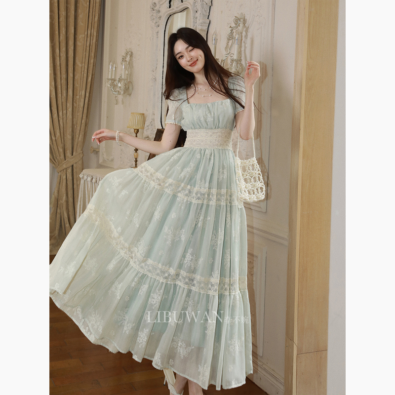 Li Buwan Princess Tiana Heavy Lace Patchwork Handmade Floral Waist-Cinching Vacation Multi-Skirt Date Dress Li Buwan Princess Tiana Heavy Lace Patchwork Handmade Floral Waist-Cinching Vacation Multi-Skirt Date Dress