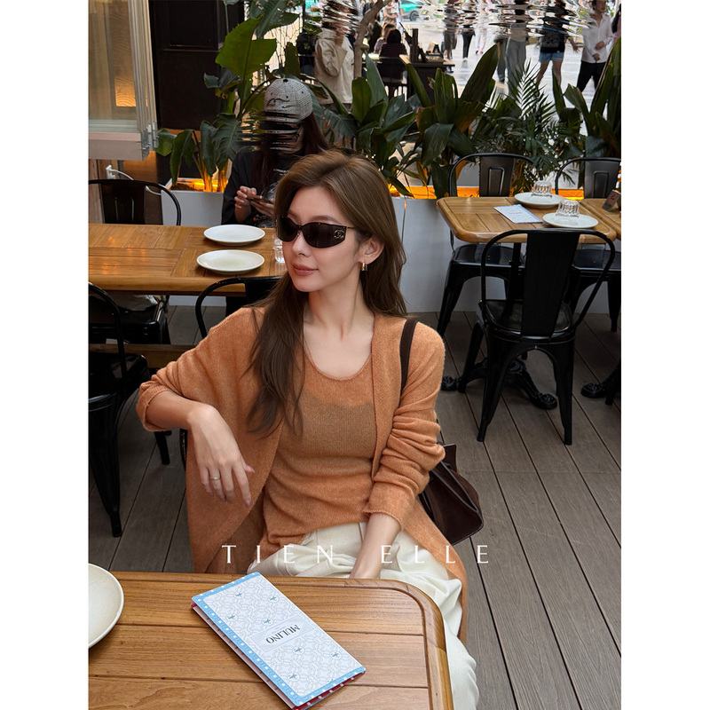 Li Tian Tian [Pumpkin Puree] Korean-Style Relaxed Pumpkin-Colored Wool Long-Sleeve Knit Cardigan Top and Vest Set