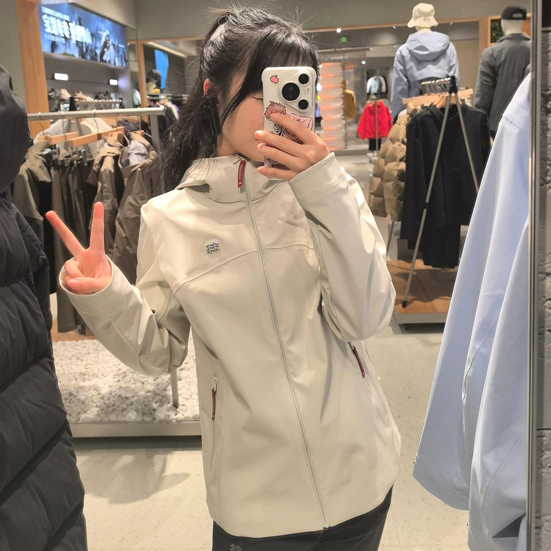 Korean Direct Mail Techshell Softshell Hiking Casual Jacket, Windproof, Breathable, Stretchy Outdoor Mountaineering Jacket