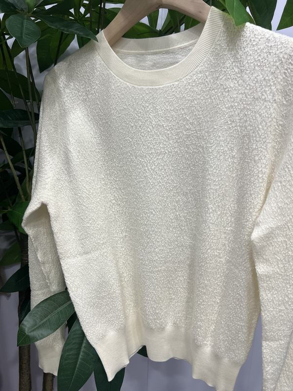 Fine-Spun 68-Count/3 Dense Cashmere Crew Neck Sweater for Women with Three-Dimensional Texture Knit Loose Pullover Top Fine-Spun 68-Count/3 Dense Cashmere Crew Neck Sweater for Women with Three-Dimensional Texture Knit Loose Pullover Top