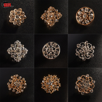 Small brooch Korean pin Rhinestone set diamond t-shirt dress Short sleeve v-neck neckline buckle pin summer mini corsage