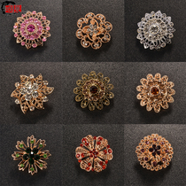 Mini rhinestone brooch Womens clothing jacket accessories Anti-slip buckle Fashion corsage neckline fixed pin trinkets