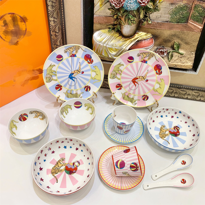 Circus Series Kidsren's Tableware H Family Circus Baby Series 12-Piece Set High Bone China Natural Dye Gift Box