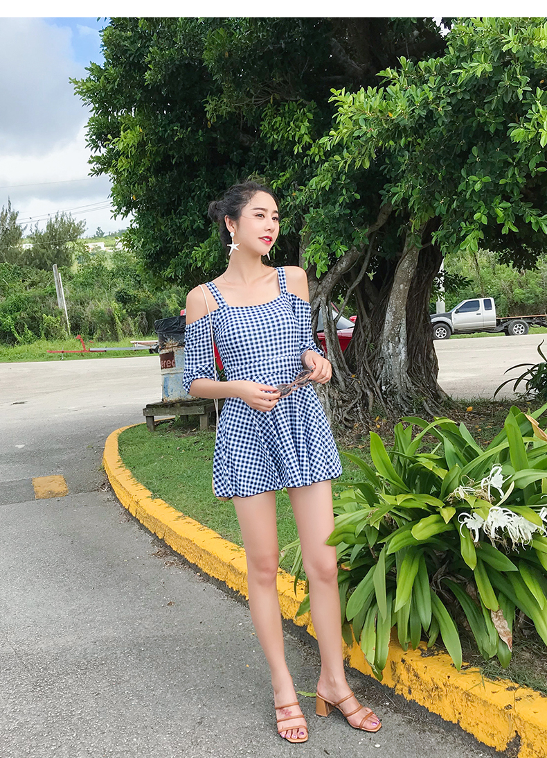 Áo tắm nữ kẻ sọc bảo thủ váy ngực nhỏ tụ lại để che đi phần thịt mỏng và phẳng góc của học sinh Hàn Quốc suối nước nóng nhỏ nước hoa - Bộ đồ bơi One Piece đồ bơi liền thân bé trai