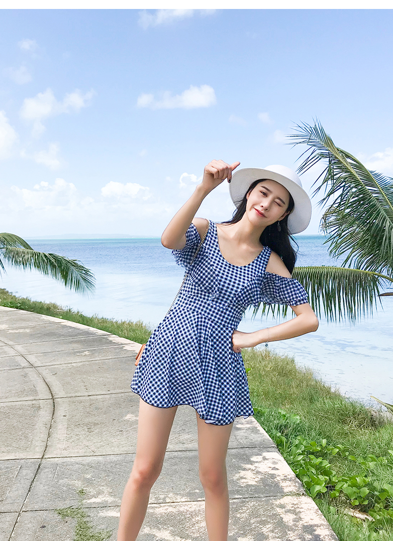 Áo tắm nữ kẻ sọc kiểu dáng ngực nhỏ thu thập hương thơm nhỏ che gió mỏng và phẳng góc sinh viên bảo thủ suối nước nóng Hàn Quốc - Bộ đồ bơi One Piece đồ bơi liền thân bé trai