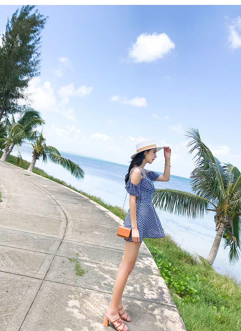 Áo tắm nữ kẻ sọc kiểu dáng ngực nhỏ thu thập hương thơm nhỏ che gió mỏng và phẳng góc sinh viên bảo thủ suối nước nóng Hàn Quốc - Bộ đồ bơi One Piece đồ bơi liền thân bé trai