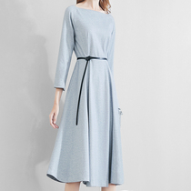 Mapping Hong Kong light luxury womens new French temperament word shoulder waist thin lace-up one-piece dress