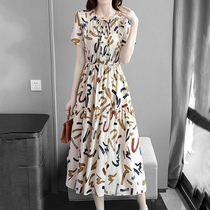 Mapping * Hong Kong light luxury womens high-end luxury Mulberry Silk V-collar floral gentle wind silk dress women