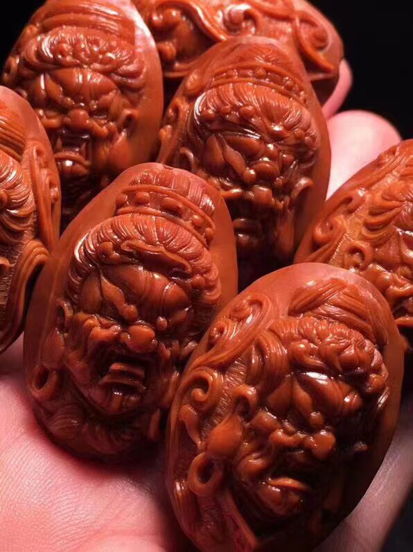 (Fudo Ming Wang) Su Gong olive stone carving 2 1*3 2cm bracelet five-year-old oil stone pure hand-carving