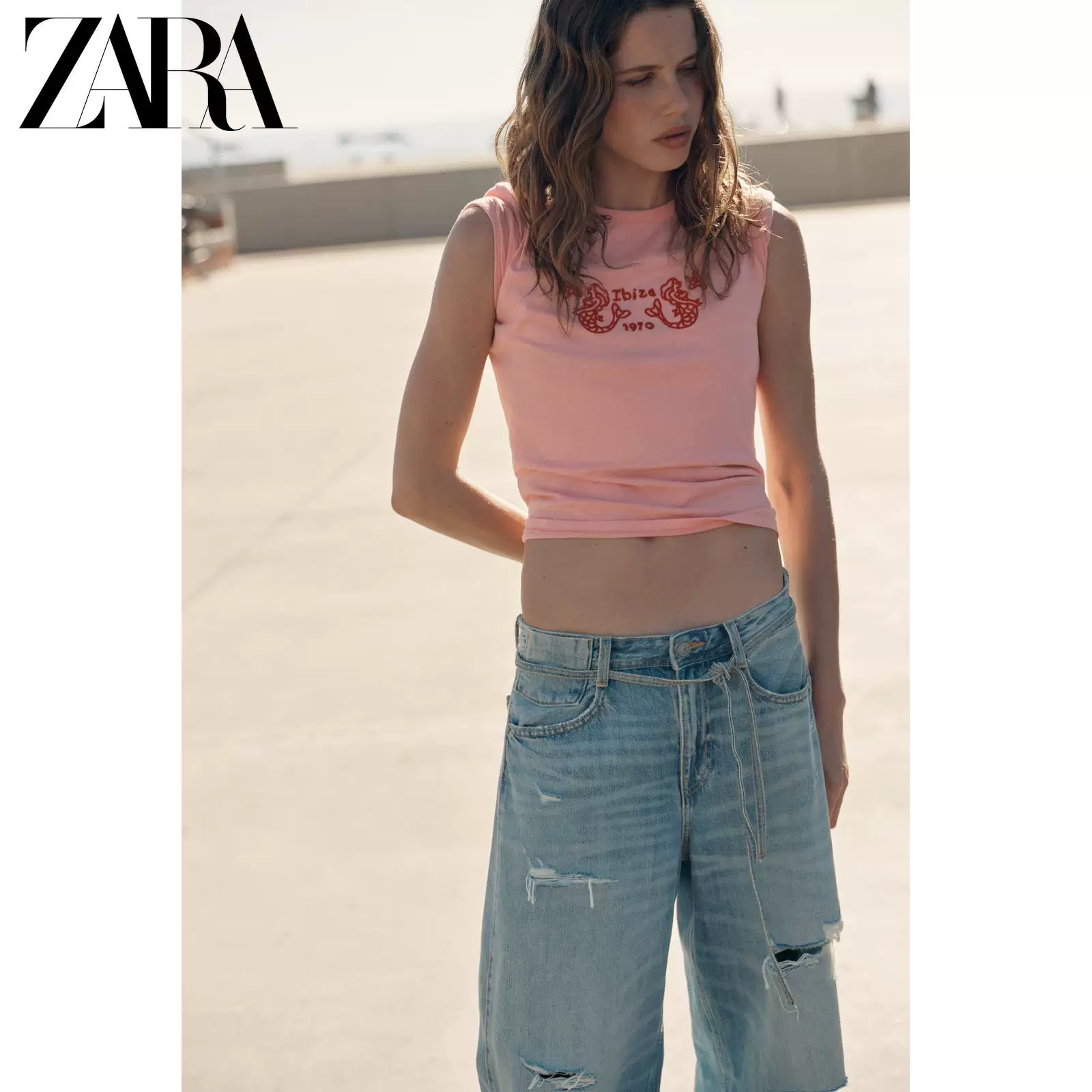 ZARA весна–лето 2026 новая коллекция женская футболка с круглым вырезом, slim, короткий рукав, вышивка 5643035