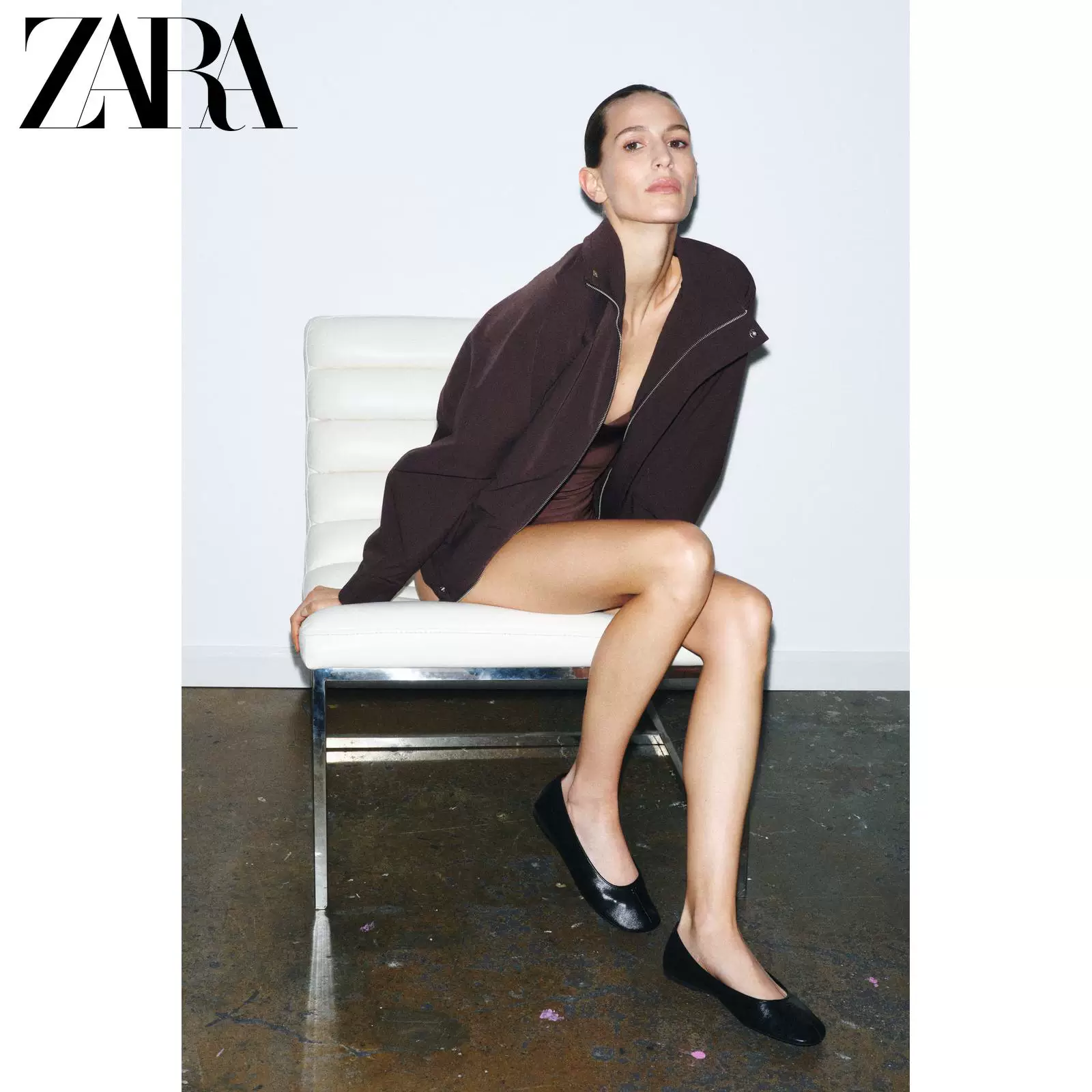 Новый поступления ZARA для весны и лета 26 Женская куртка-бомбер с высоким воротником на молнии свободного кроя 4813305 717