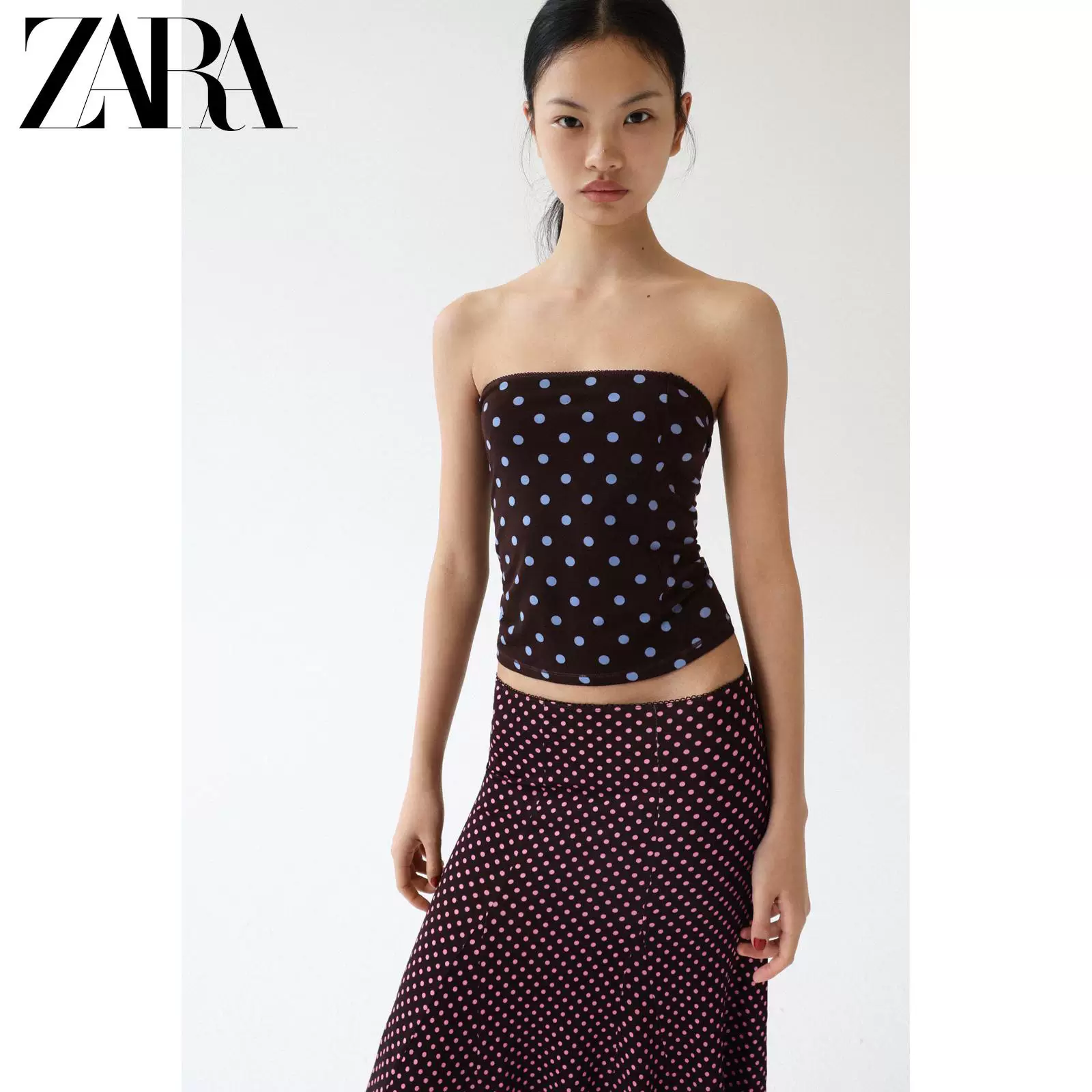 ZARA 2026 весна-лето новые поступления Женская прямая шея открытые плечи в горошек завёрнутый топ 0264029 700