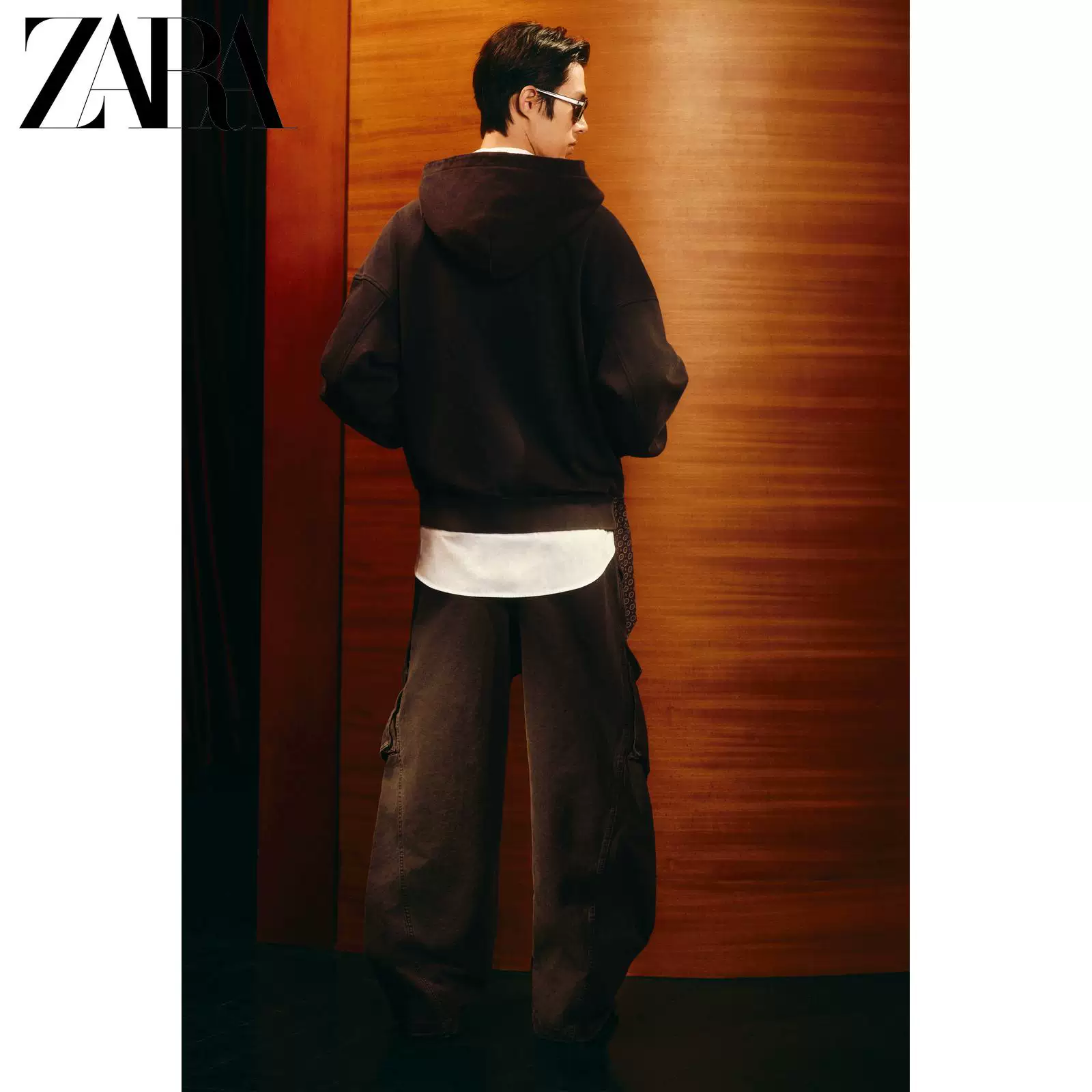 ZARA 2025 зима новые изделия мужская стиренная куртка с капюшоном на молнии 3443401 686