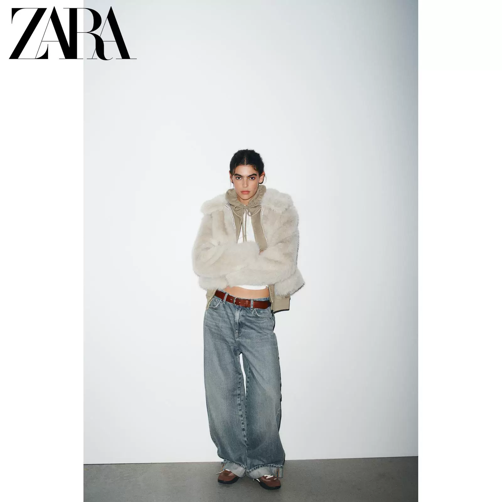 ZARA 2025 осень новые товары Женщины TRF Искусственный мех эффект молнии короткая куртка 4391833 802