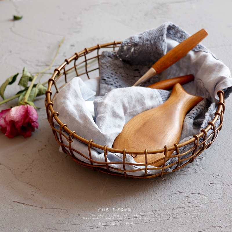 Nostalgic sensation -- retro-coloured handmade iron wire round containing basket Home Egg Disposal box Debris Containing Basket