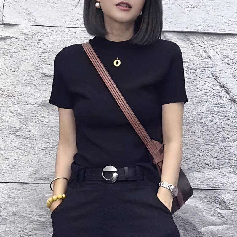 European Heavy-Duty 2026 Summer New Fashion Light Luxury Round Neck Black Short-Sleeved Women's T-Shirt Half-Sleeve Base Top European Heavy-Duty 2026 Summer New Fashion Light Luxury Round Neck Black Short-Sleeved Women's T-Shirt Half-Sleeve Base Top