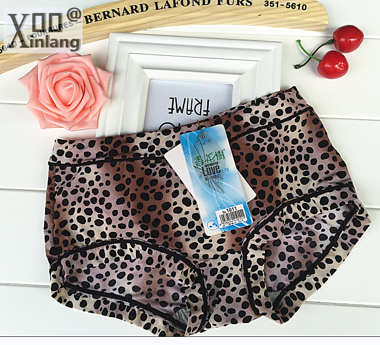 5 包邮 [Authentic] thơm hoa cây 2005 ladies đồ lót băng lụa vải Tencel thấp eo tam giác quần short đồ lot