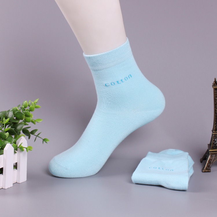 Vớ mùa thu và mùa đông Phụ nữ ống cotton bốn mùa vớ nữ thể thao màu trắng vớ màu khử mùi vớ sinh viên vớ cotton giữ ấm quần tất bông dày