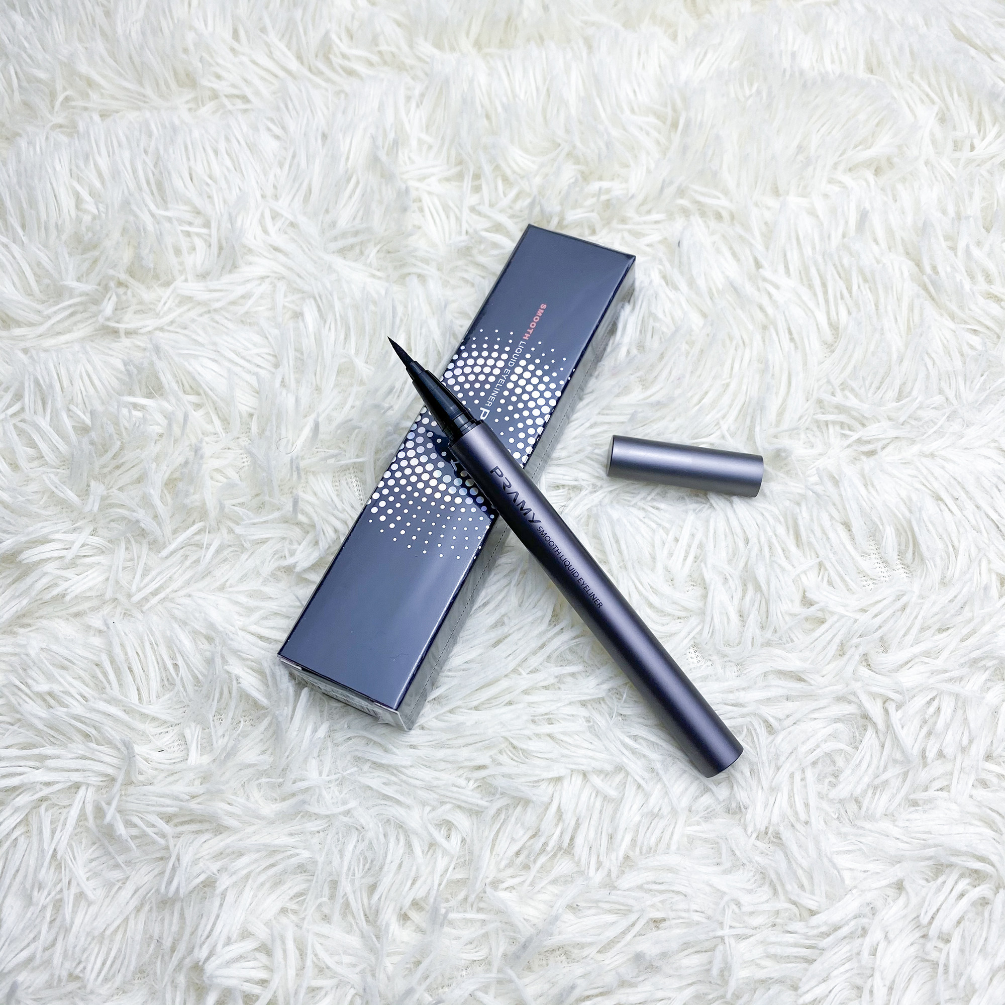 Bo Ruimei rich and smooth eyeliner pen water pen durable waterproof anti-sweat not smudged