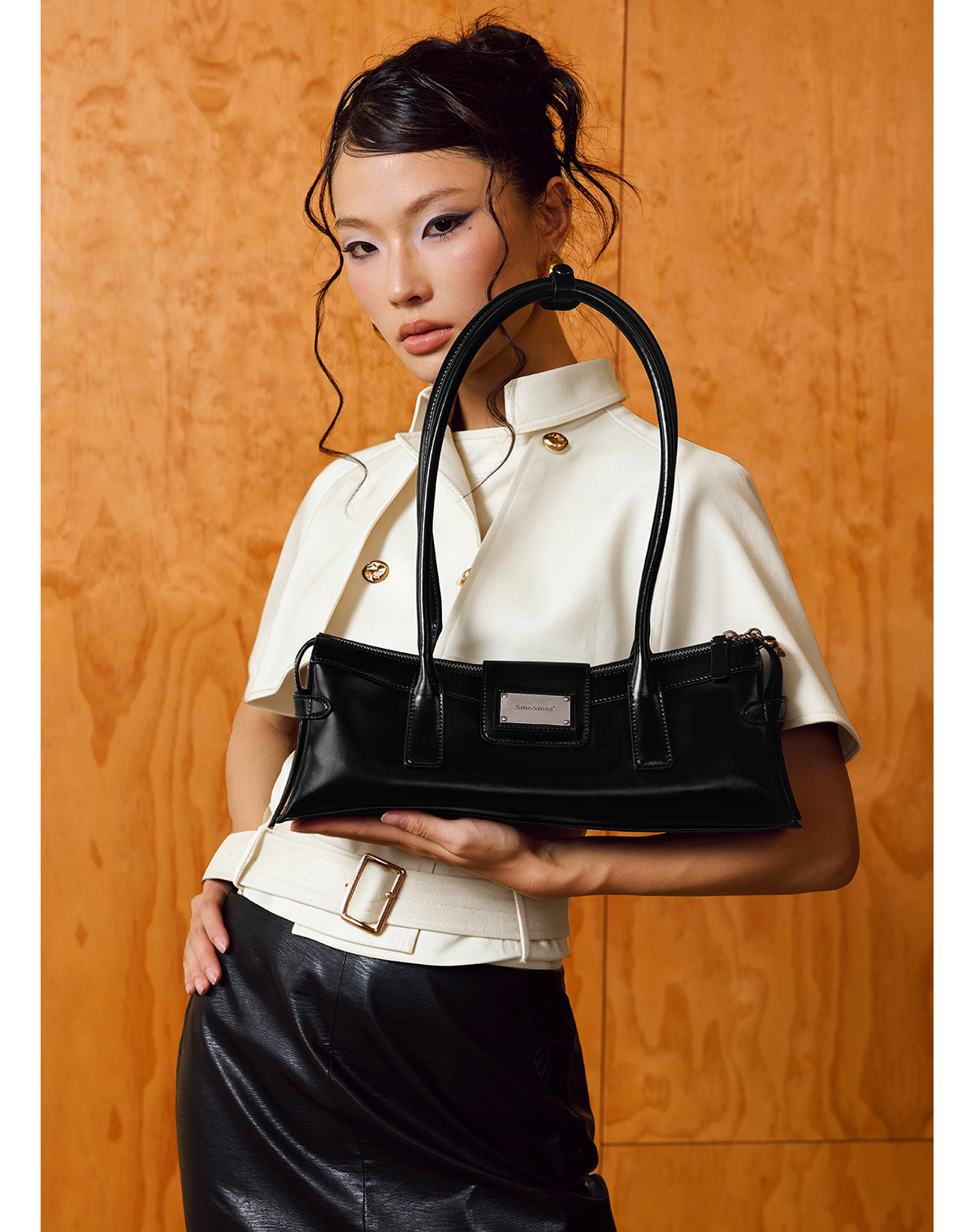 SmoSmos Black Leather Zip-Top Baguette Bag