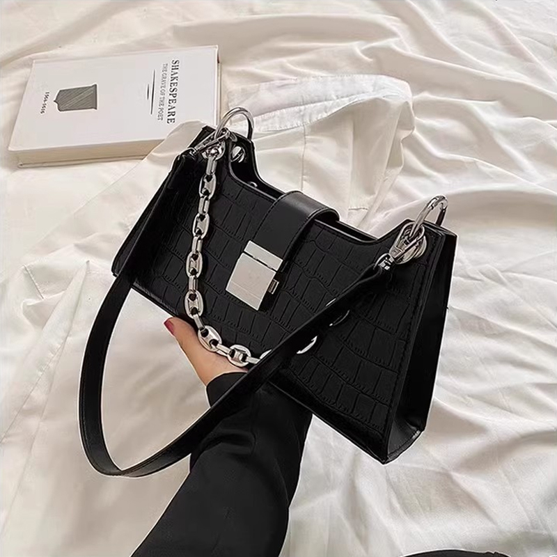 French-Style Niche High-End Chain Underarm Bag for Women, New Autumn Stone-Pattern Genuine Leather Baguette Bag, Shoulder and Crossbody Bag