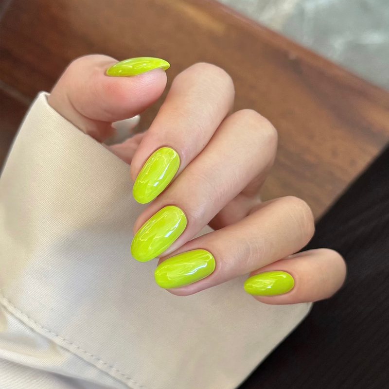 【Apple Soda】Purely Handmade Short-Length Nail Tips in Solid Color Green Apple Green, Brightening Effect, New Summer 2026 Model 【Apple Soda】Purely Handmade Short-Length Nail Tips in Solid Color Green Apple Green, Brightening Effect, New Summer 2026 Model
