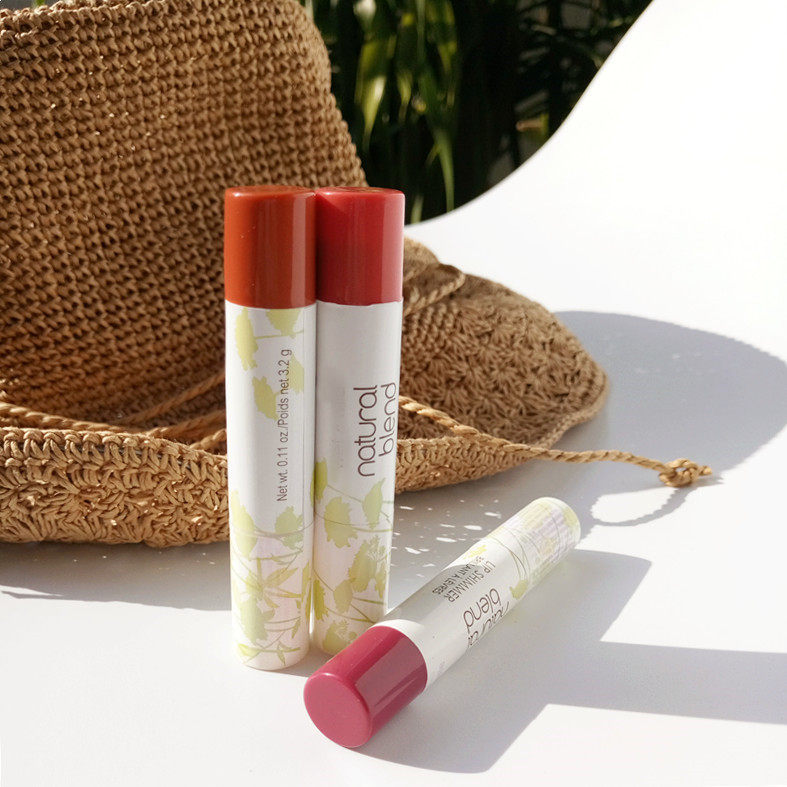 Clearance and dumping, moisturizing, American wet and wild WNW natural blending lip balm lipstick 8D2