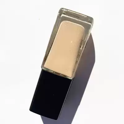 Store owner recommends American wet and wild BR focus Concealer Foundation natural fog surface nude makeup to modify skin tone 1C3
