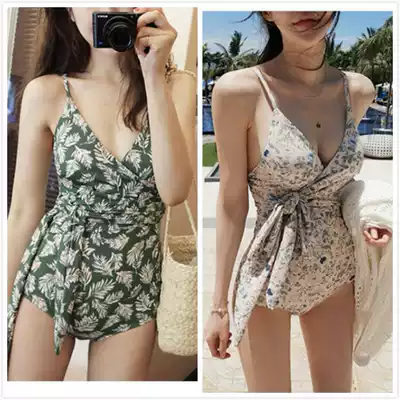 South Korea's new fashion sexy small breasts gather thin triangle one-piece bikini hot spring swimsuit women