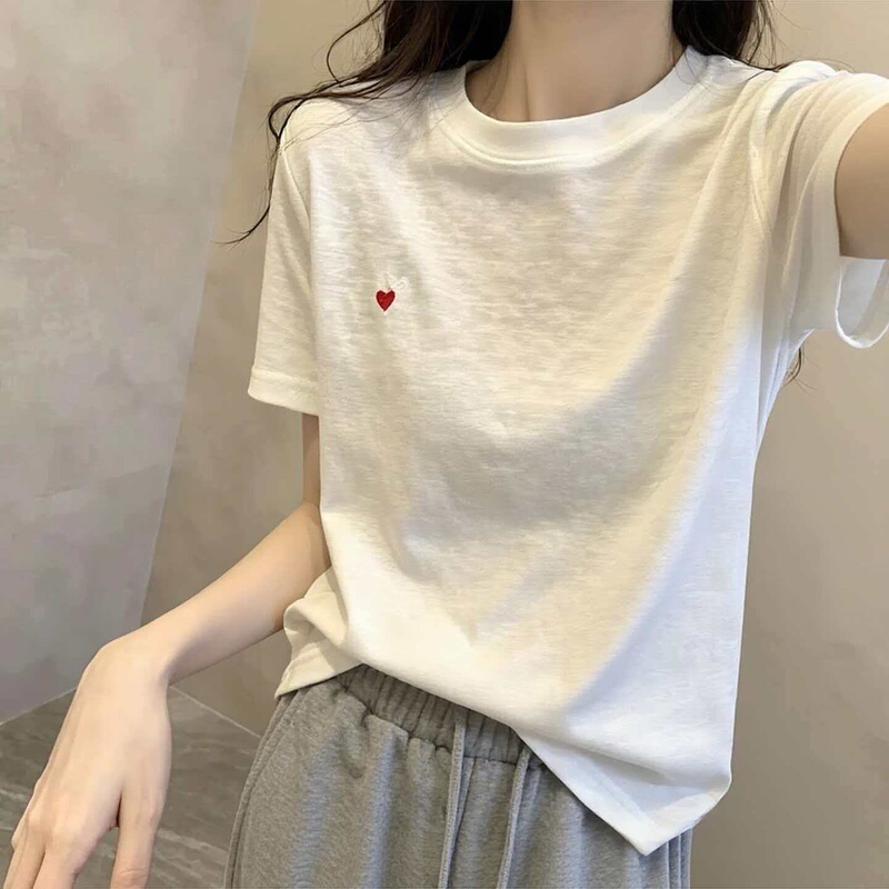 2026 New Summer Snowflake Cotton Embroidered Heart White Round Neck Short-Sleeved T-Shirt for Women, Age-Reducing, Super Popular, Slimming Top 2026 New Summer Snowflake Cotton Embroidered Heart White Round Neck Short-Sleeved T-Shirt for Women, Age-Reducing, Super Popular, Slimming Top