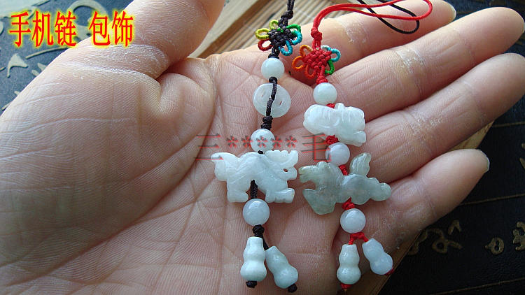Ngọc bích tự nhiên mười hai cung hoàng đạo vòng tay vòng chân DIY chuột bò hổ rồng rồng rắn ngựa cừu chó mặt dây chuyền lợn - Vòng chân lắc chân nữ vàng đẹp