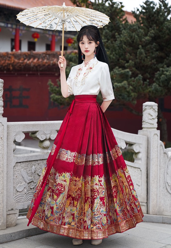 Red Mamian Skirt Piece Set New Chinese Style Top for Women 2025 New Popular Short-Sleeved Improved Hanfu for Women Summer National Style Red Mamian Skirt Piece Set New Chinese Style Top for Women 2025 New Popular Short-Sleeved Improved Hanfu for Women Summer National Style
