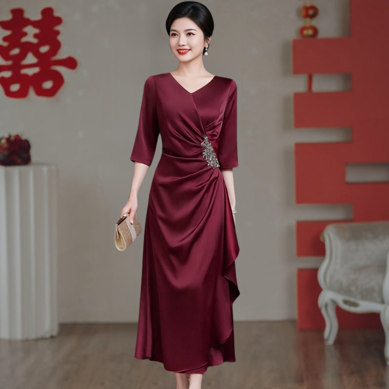 Mother's Wedding Dress Can Be Worn Casually, Elegant and Youthful, 2026 New High-End and Grand Style, Suitable for Mother-In-Law's Wedding Banquet