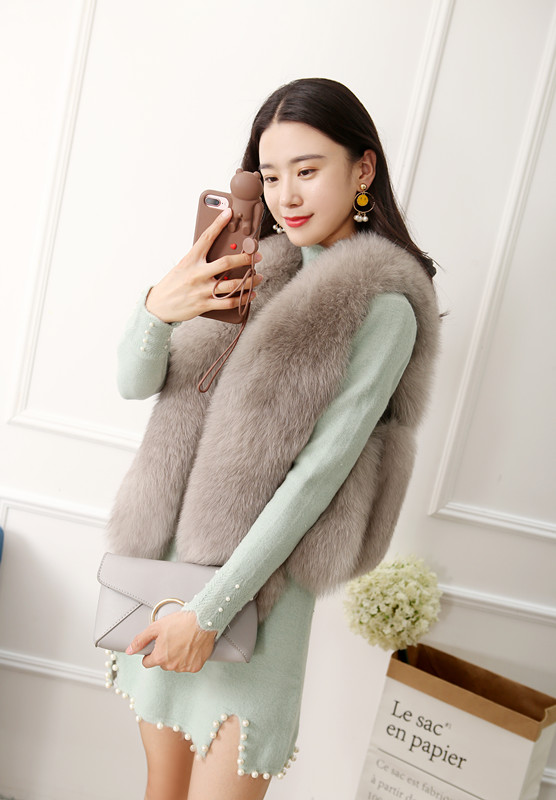 Áo vest nữ 2018 thu đông mới màu rắn hoang dã lông cáo ngắn phần mỏng và nhỏ giọt nước áo da lót lông