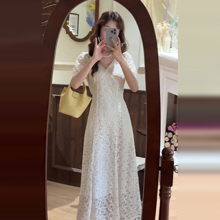 Elegant Socialite White V-Neck Short-Sleeved Dress for Women, New Summer Style, High-End Waist-Cinching Lace Heavy-Duty Long Dress