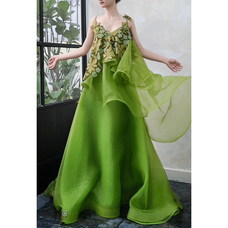 Forest-Style Green Evening Dress, Super Fairy-Like, for Coming-Of-Age Ceremony, Banquet, Niche Spaghetti Strap Robe Dress, Performance, Same Style as Zhu Xu Dan